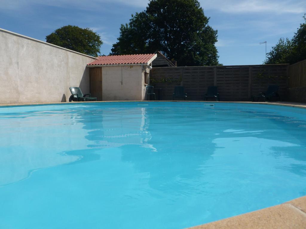 Bed and Breakfast Manoir De La Foulerie Ancteville Exterior foto